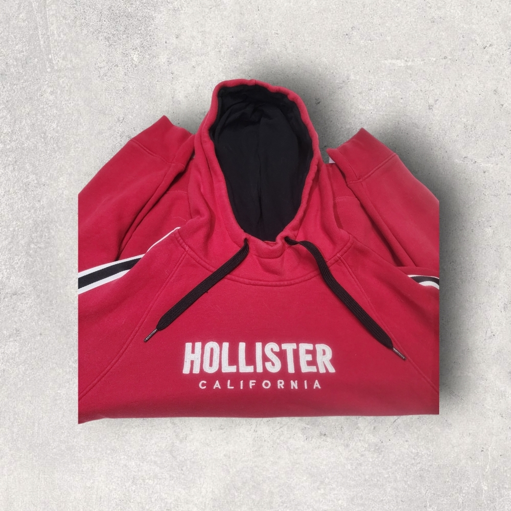 Hollister sweater‎